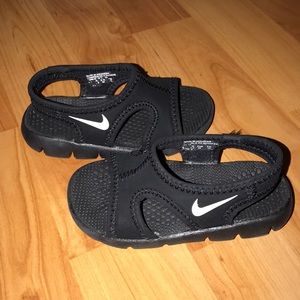 infant boy nike sandals